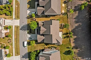 1352 Magnolia Bend Loop, Cary, NC 27519 - Photo 2