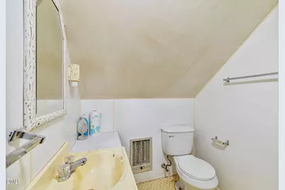 410 E 2nd Street, Princeton, NC 27569 - Photo 18