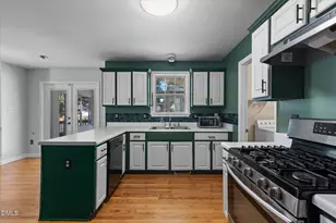 8516 Wild Wood Forest Dr, Raleigh, NC 27616 - Photo 10