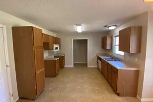 6538 Anniston St, Parkton, NC 28371 - Photo 8