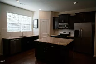 671 Lavenham Ln, Fuquay-Varina, NC 27526 - Photo 8