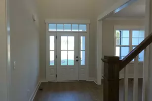 43 Walnut Hall Ct, Selma, NC 27576 - Photo 2