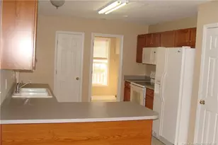305 Cresthaven Dr, Sanford, NC 27332 - Photo 6