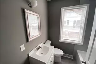 210 E 16th St, Lumberton, NC 28358 - Photo 10