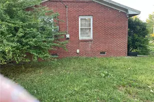 1504 McBryde Mill Rd, Red Springs, NC 28377 - Photo 2