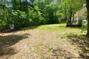 808 Longview Dr Ext, Fayetteville, NC 28311 - Photo 12