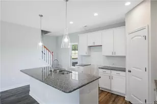 5560 Tall Timbers Dr, Fayetteville, NC 28311 - Photo 18
