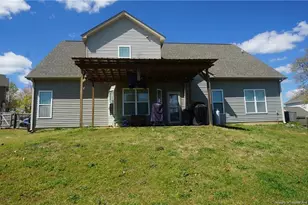 37 Triple Crown Ct, Lillington, NC 27546 - Photo 8
