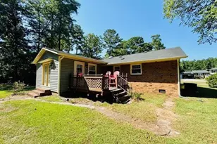 434 Windsor Rd, Lumberton, NC 28358 - Photo 40