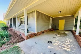434 Windsor Rd, Lumberton, NC 28358 - Photo 4