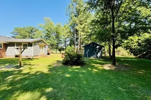 434 Windsor Rd, Lumberton, NC 28358 - Photo 42