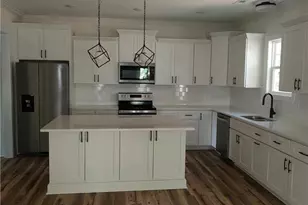 4017 Bankside Dr, Fayetteville, NC 28311 - Photo 12