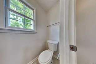 3430 Broomsgrove Dr, Fayetteville, NC 28306 - Photo 12