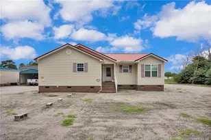 314 1st St, Pembroke, NC 28372 - Photo 1
