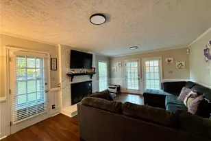 715 Brougham Rd, Fayetteville, NC 28311 - Photo 6