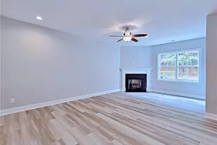 942 Kensington Park Rd, Fayetteville, NC 28311 - Photo 6