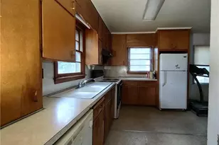 406 Courtland Dr, Sanford, NC 27330 - Photo 4