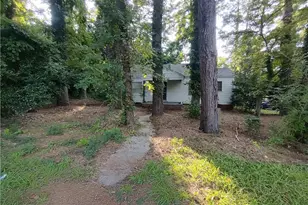 406 Courtland Dr, Sanford, NC 27330 - Photo 20