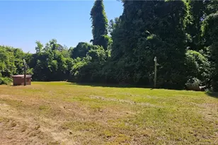 1801 Carthage St, Sanford, NC 27330 - Photo 30