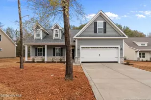 225 Telluride Ct, Aberdeen, NC 28315 - Photo 1