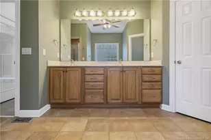 61 Fountain Park Cir, Spring Lake, NC 28390 - Photo 10