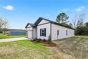 1523 McBryde Lake Rd, Raeford, NC 28376 - Photo 2