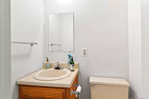 208 Woodsage Cir, Fayetteville, NC 28303 - Photo 18