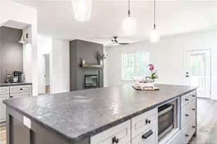399 Spring Lake Dr, Pinehurst, NC 28374 - Photo 10