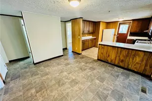 1003 James St, Lumberton, NC 28358 - Photo 6