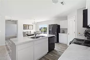 913 Sapphire Stone Ln, Hope Mills, NC 28348 - Photo 12