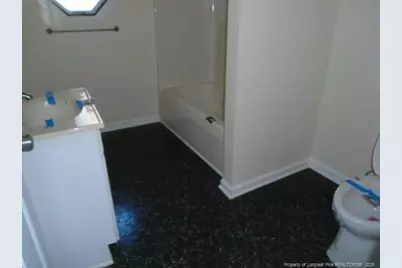310 Hawthorne Road, Fayetteville, NC 28301 - Photo 12
