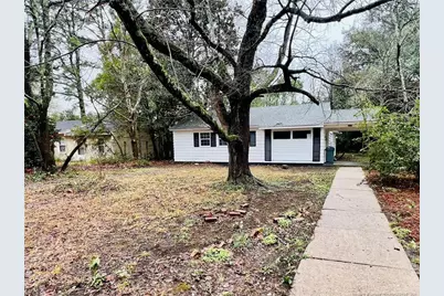 1005 S Pine Street, Laurinburg, NC 28352 - Photo 1