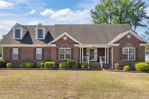 3805 Sunchase Dr, Fayetteville, NC 28306 - Photo 2
