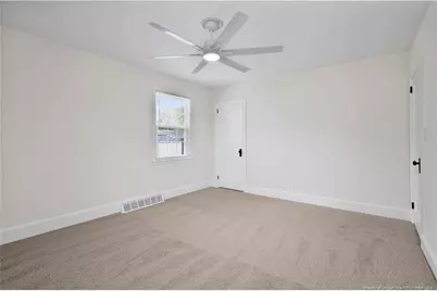210 W 21st Street N, Lumberton, NC 28358 - Photo 22