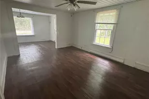 307 S Cedar St, Rowland, NC 28383 - Photo 4
