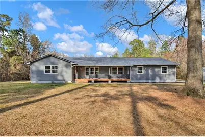 305 E Third Street, Parkton, NC 28371 - Photo 2