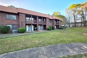 629 Gables Ct, Fayetteville, NC 28301 - Photo 4