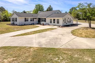 3402 7 Mountain Dr, Fayetteville, NC 28306 - Photo 1