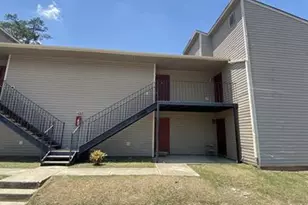 1122 Southwood Dr, Fayetteville, NC 28304 - Photo 1