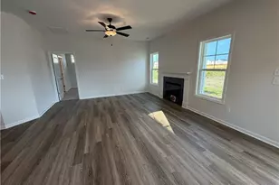 193 Seaford Ln, Aberdeen, NC 28315 - Photo 6
