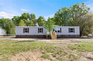 1917 John Hall Rd, Fayetteville, NC 28312 - Photo 6