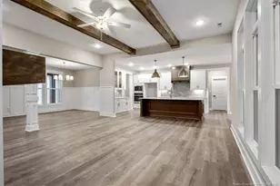 3729 Riverhill Dr, Fayetteville, NC 28306 - Photo 8