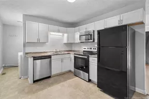 818 Grambling Ct, Fayetteville, NC 28311 - Photo 8