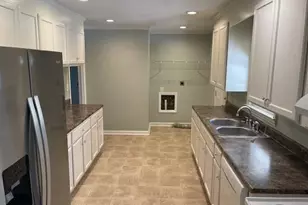 1815 Cherokee Dr, Fayetteville, NC 28303 - Photo 4