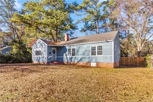 115 Brookwood Ave, Fayetteville, NC 28301 - Photo 2