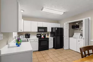 421 Cityview Ln, Fayetteville, NC 28301 - Photo 20