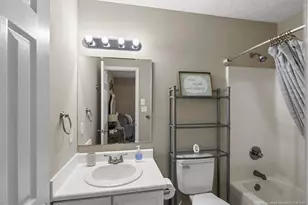 421 Cityview Ln, Fayetteville, NC 28301 - Photo 30