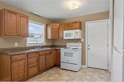 314 Cartwright Drive, Fayetteville, NC 28303 - Photo 6