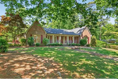 608 Argyll Road, Fayetteville, NC 28303 - Photo 2