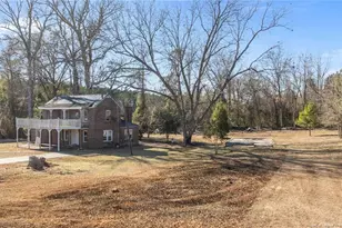1737 W Carthage Rd, Lumberton, NC 28360 - Photo 4